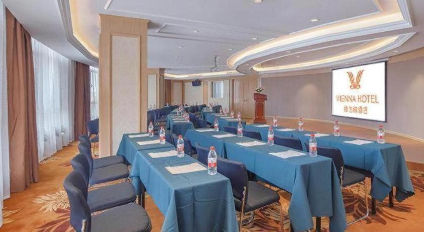 Vienna Hotel Hebei Cangzhou Suning Shenhua Road Buitenkant foto